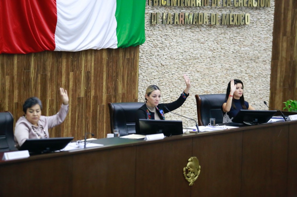 Aprueba Congreso otorgar el Reconocimiento al Médico del Año 2026 a Arsenio Hernández Flota