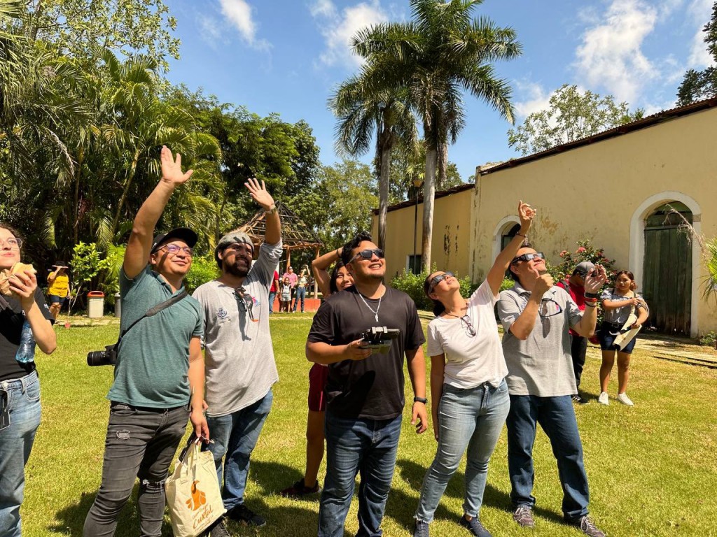 Meridanos disfrutaron del eclipse solar anular