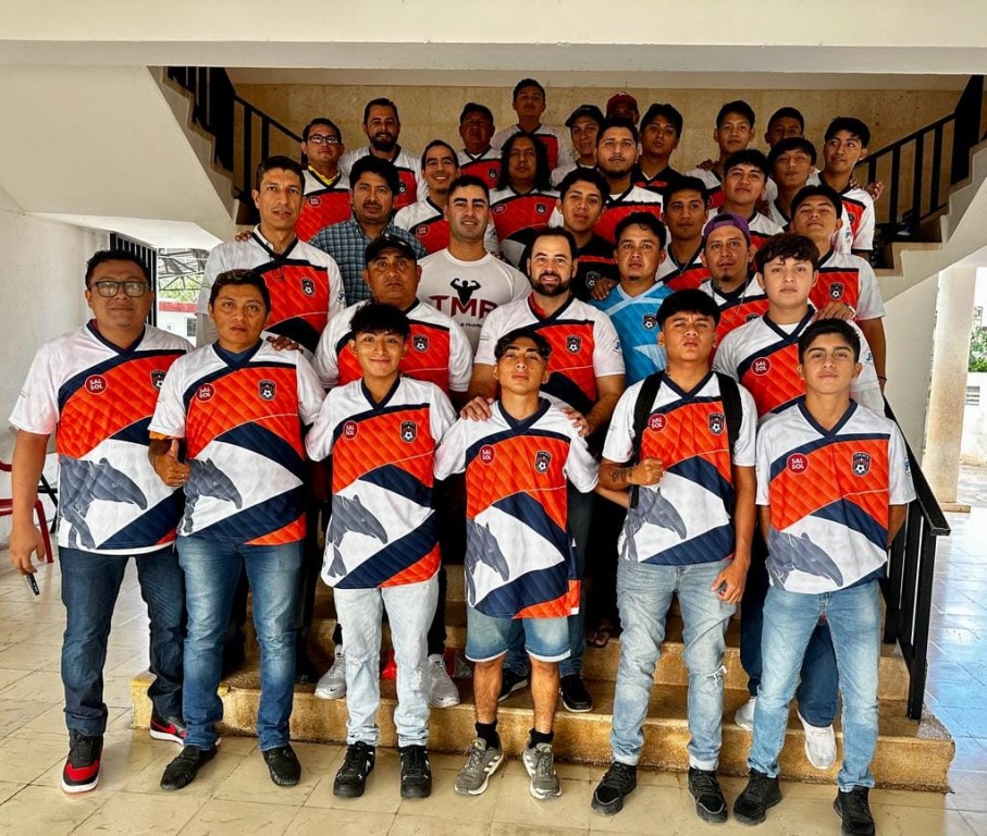 Nueva piel para los tapires futbol club de Tizimín