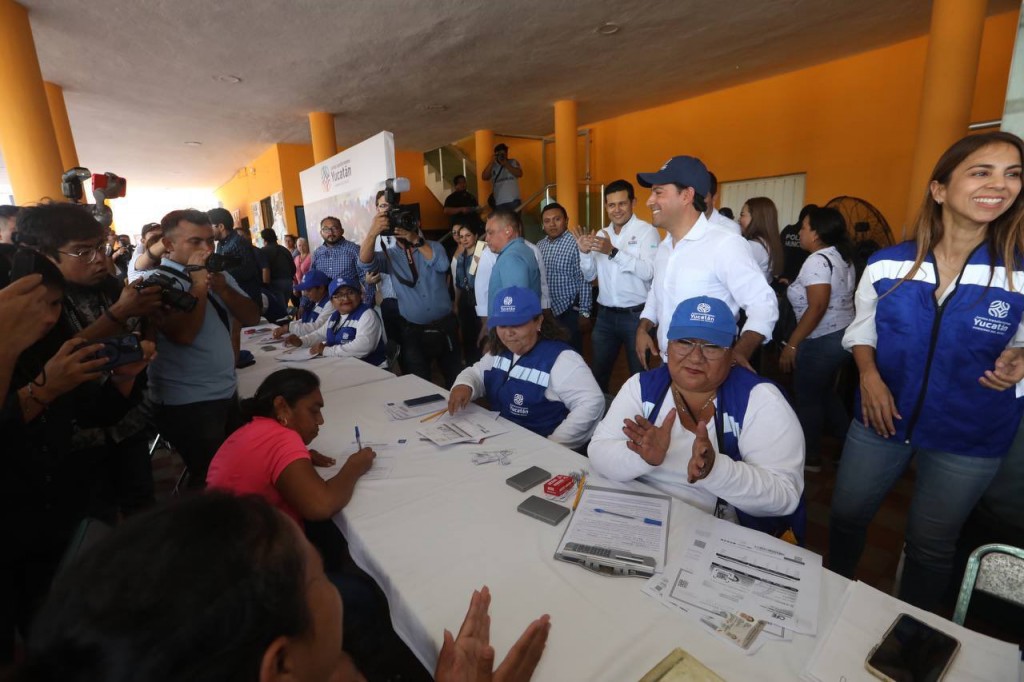 El gobierno del estado inició con los pagos del programa madres solteras