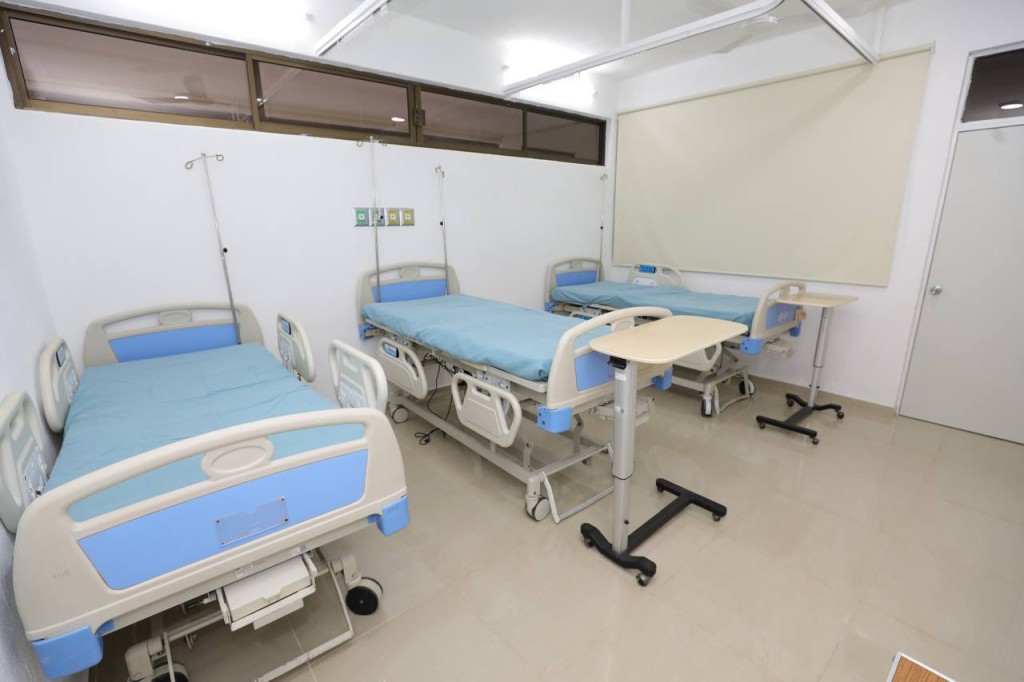 Por terminar la rehabilitación del hospital San Carlos de Tizimín