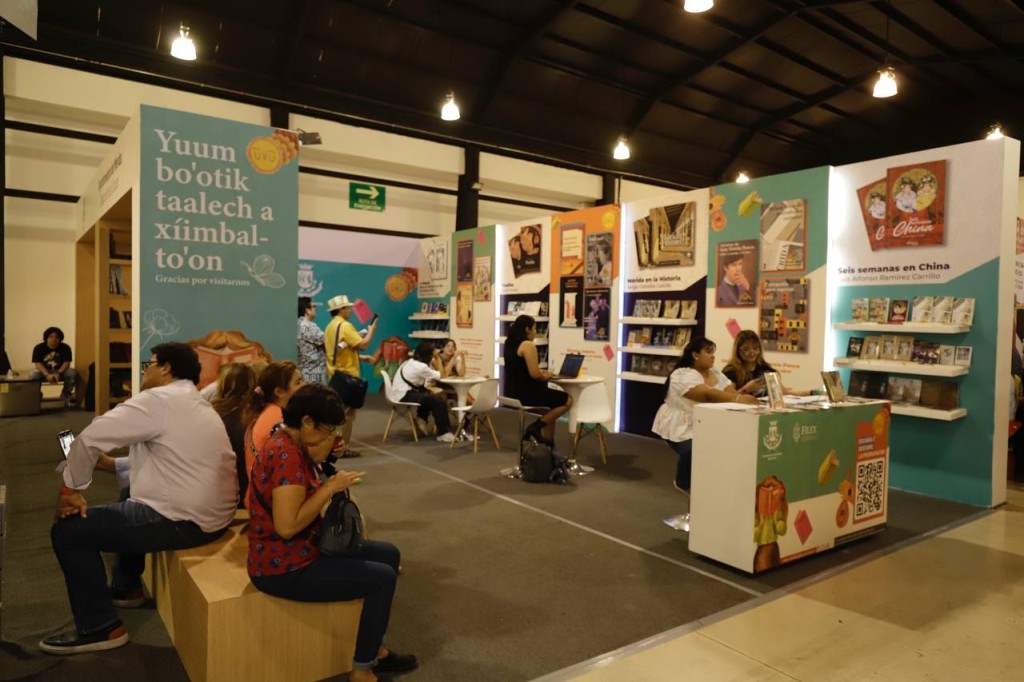 La poesía y la ciudad de Mérida motivan al diálogo