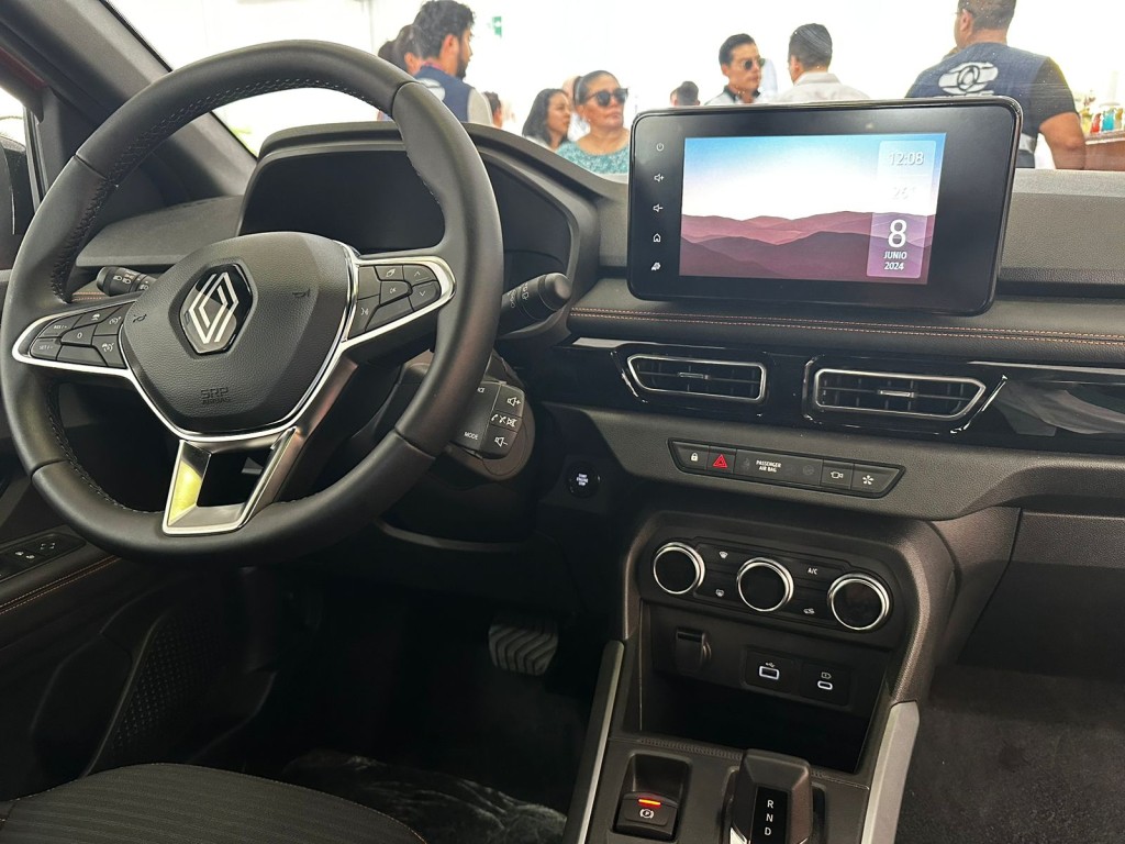La Renault presenta nuevo vehículo con motor de la Fórmula 1