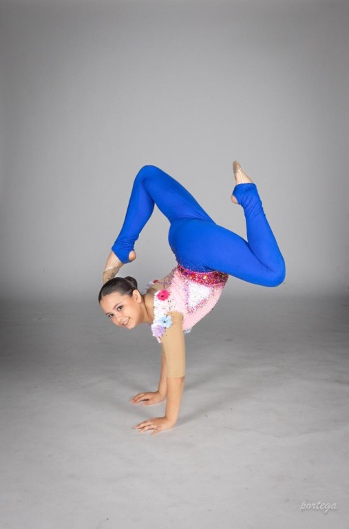 2 Gimnastas yucatecas solicitan donaciones para competir en Canadá