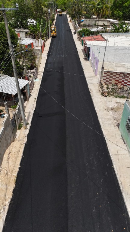 2 Avanza la pavimentación de calles en Tizimín