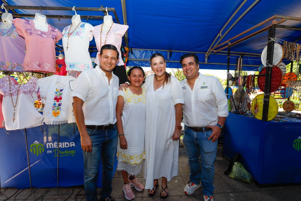 2 Destaca Cecilia Patrón el aporte de Mérida en Domingo a la vida comercial e identidad de la capital yucateca