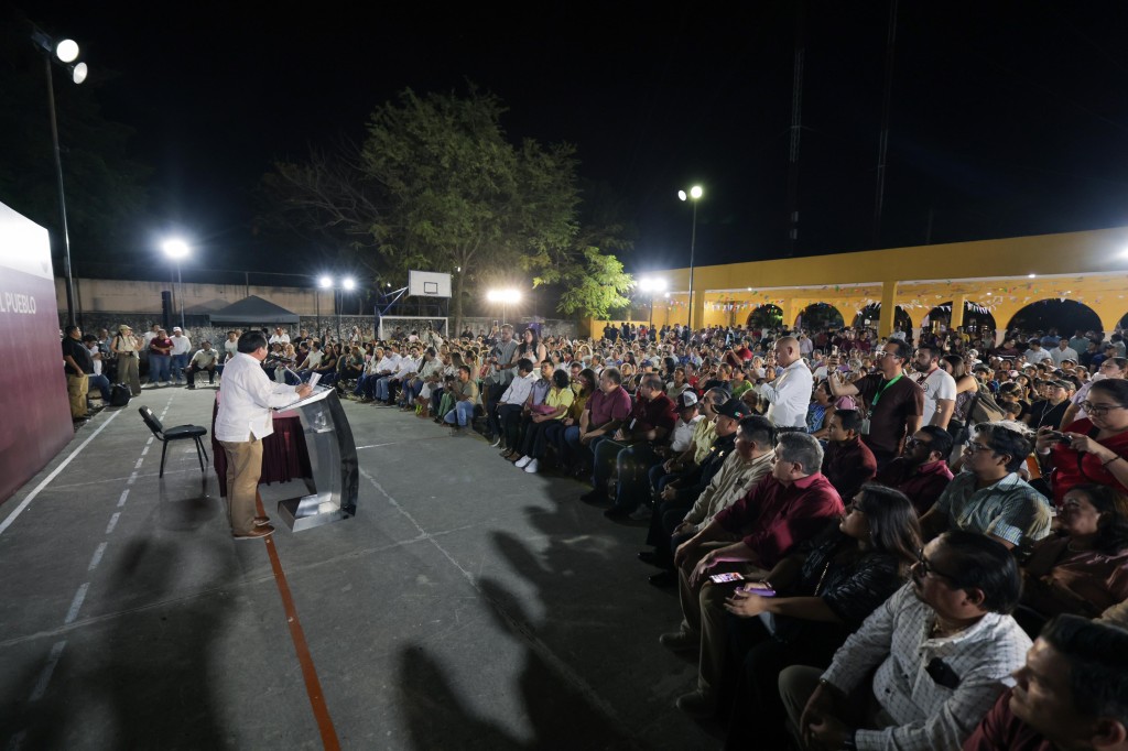 1 Atiende Gobierno de Yucatán necesidades de la población de Cholul