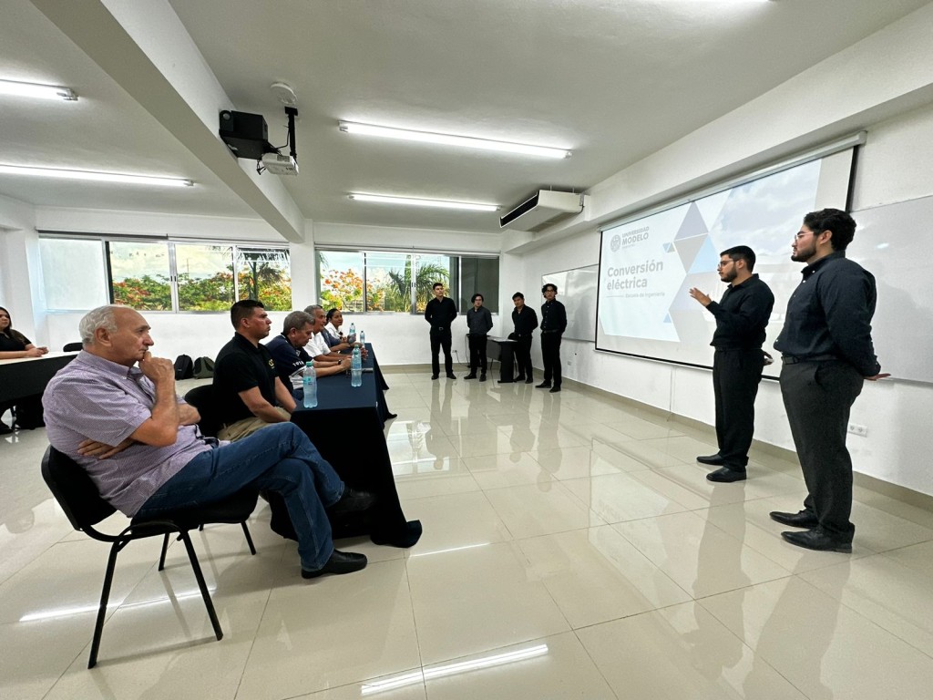1 Realiza con éxito Universidad Modelo la Expotrónica 2025