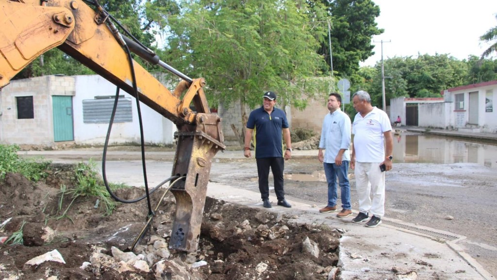 1 Construyen depósito de agua para calle de Tizimín