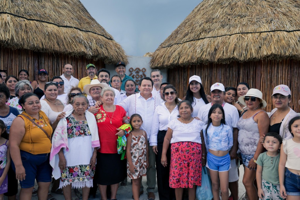 Entregan baños ecológicos para fortalecer turismo en San Felipe