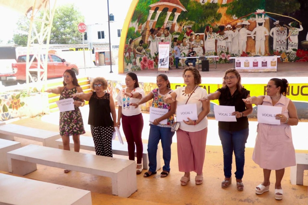Finaliza instalación de comités en Centros Libre de Yucatán