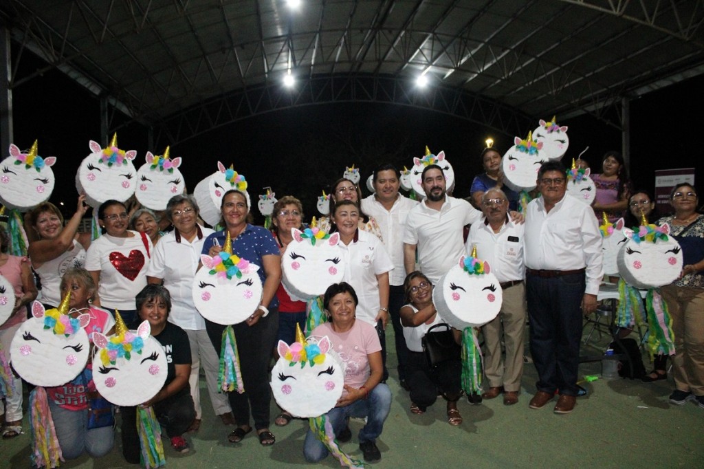 2 Fomentan autoempleo con taller de piñatas en Parque Lineal Los Paseos