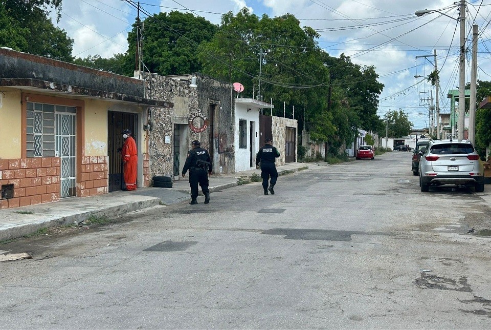 1 Atienden fuga de amoniaco en el centro de Mérida