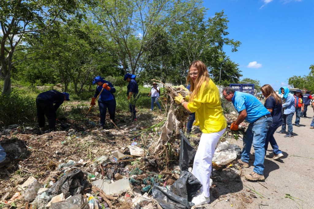 Realizan Mega Operativo de limpieza en Caucel