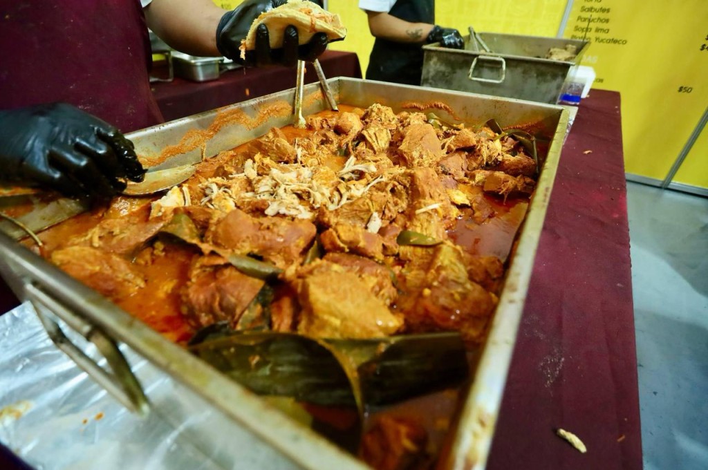 Conquistan cochinita y lechón la Ciudad de México