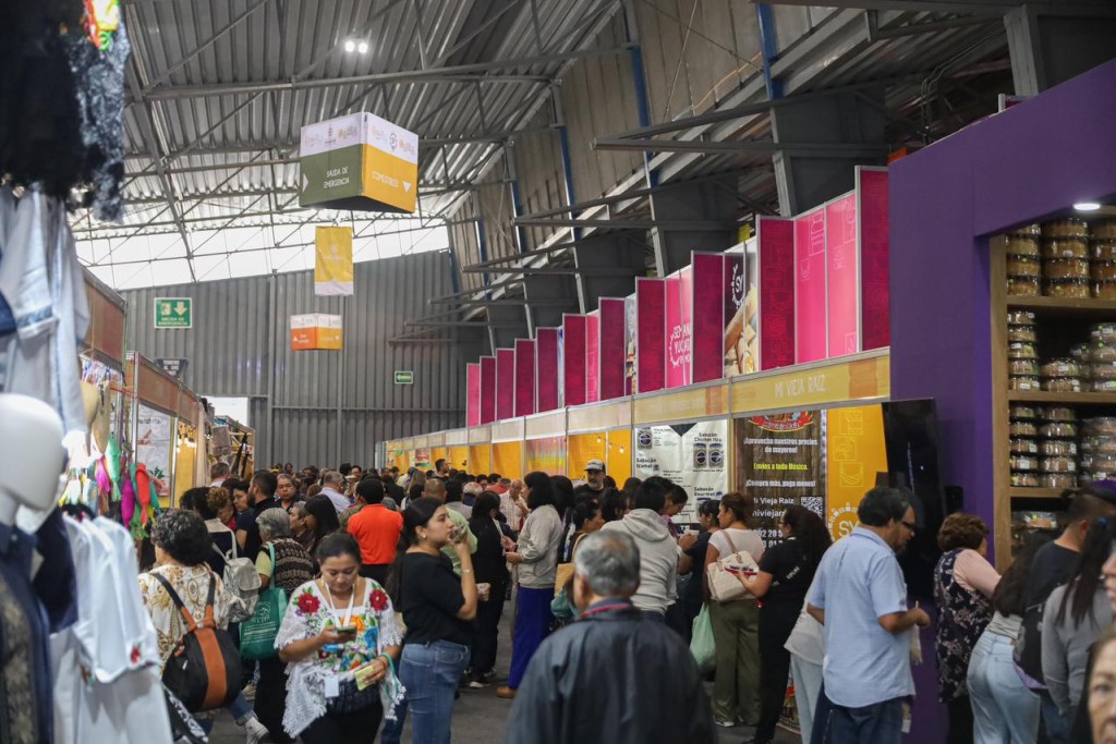 Recibe más de 15 mil visitantes la Semana Yucatán en México, en su primer fin de semana