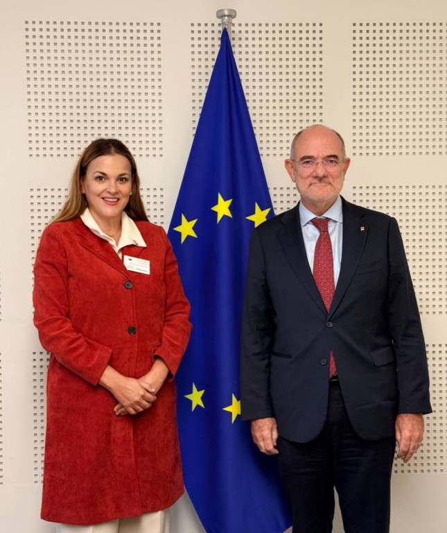 Ayuntamiento de Mérida presente en foro europeo en busca de fondos para programas municipales.