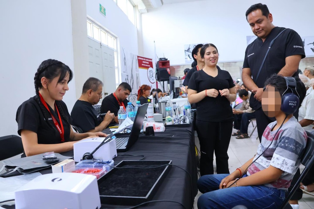 Atienden a 148 personas con problemas auditivos, en Tizimín