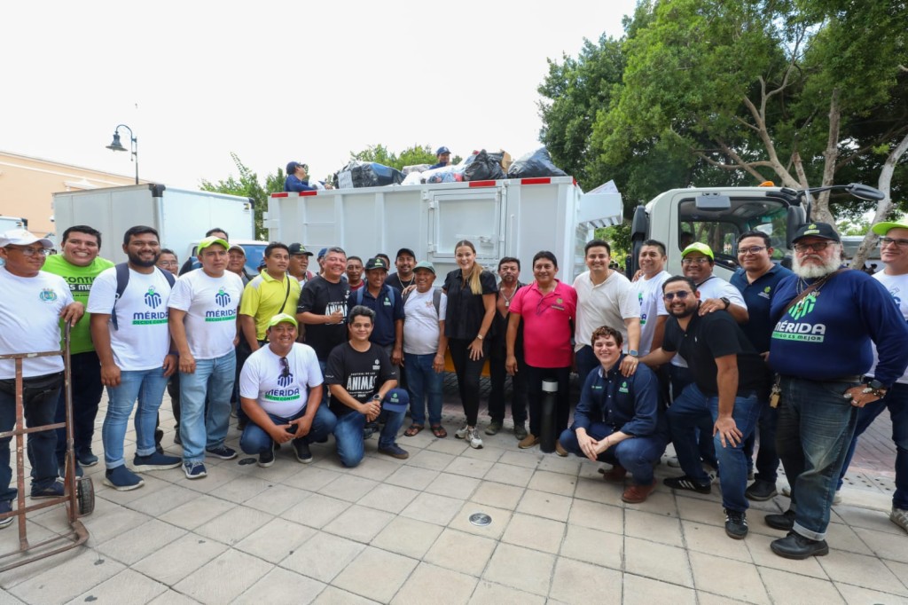 Envía Cecilia Patrón ayuda recolectada por meridanos para damnificados de Veracruz