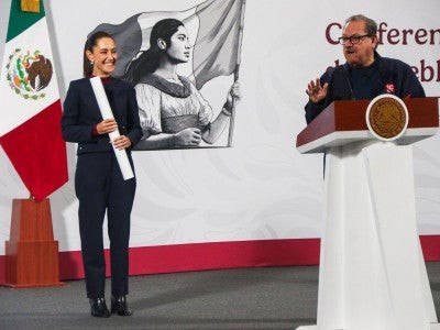 Regalarán México 2.5 millones de libros, a América Latina.