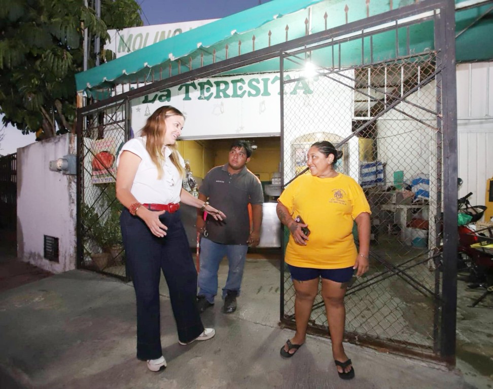 Cecilia Patrón sigue caminando calle por calle las colonias