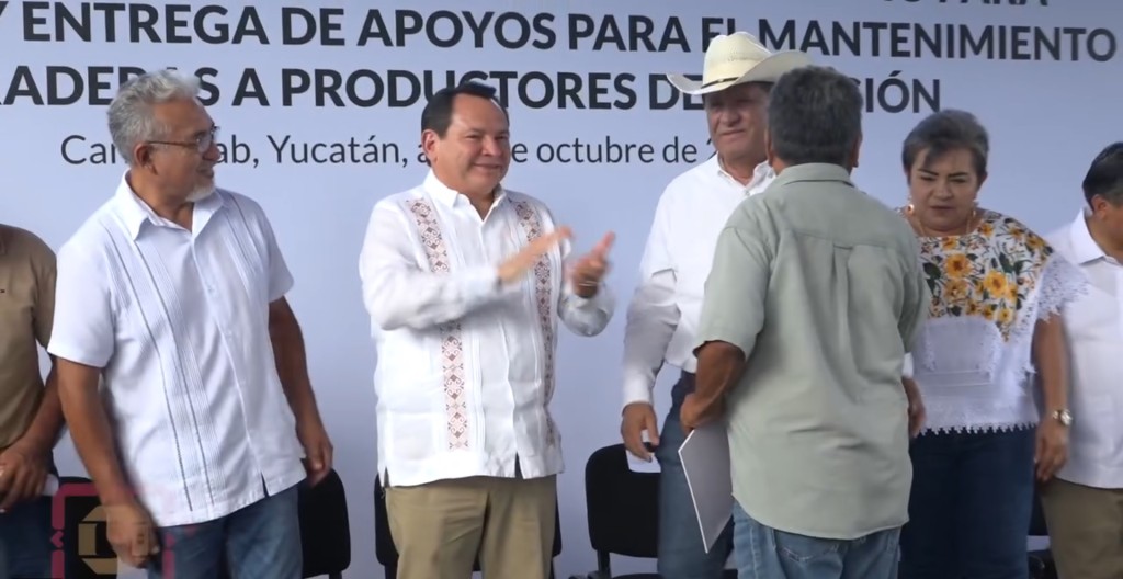 Gobernador impulsa producción de alimentos en patios familiares, con inversión de 21 MDP