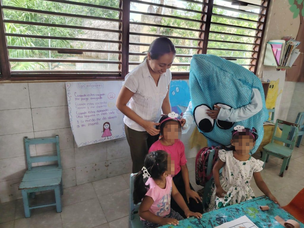 Concientizan en Chen Kekén sobre el cuidado del agua