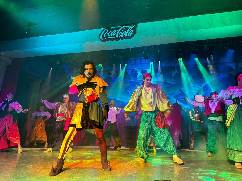 Imperdible show del Jorobado de Notre Dame, en Xmatkuil