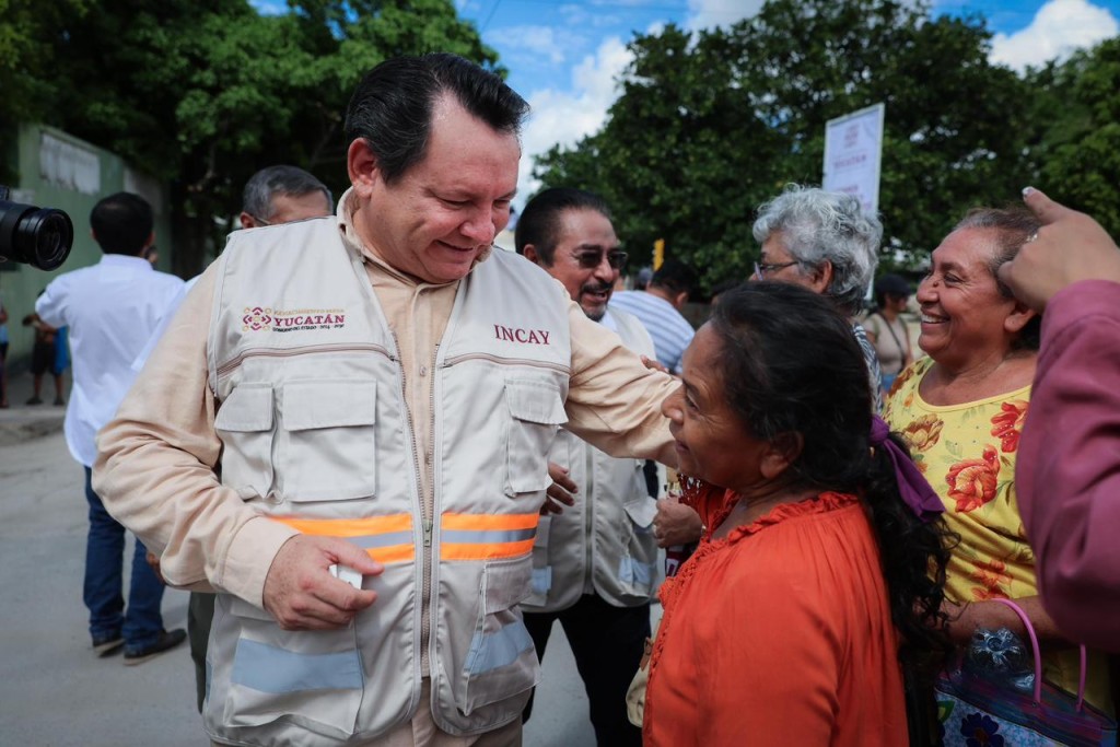 Supervisa Gobernador avances de repavimentación y bacheo en la Emiliano Zapata Sur