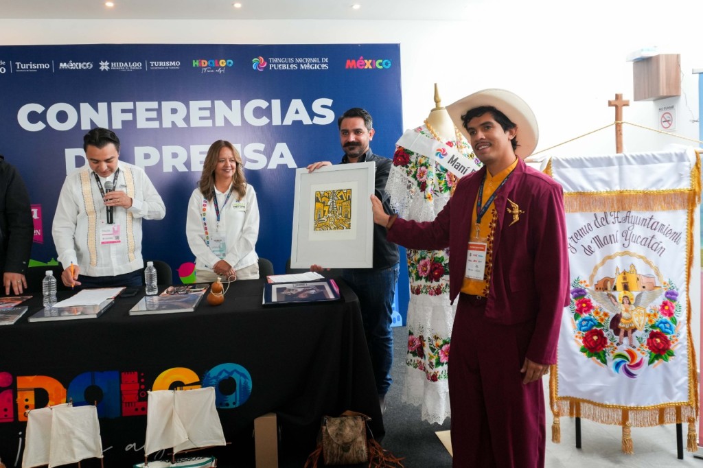 Realiza Yucatán donación de piezas artesanales al Museo Nacional de Pueblos Mágicos