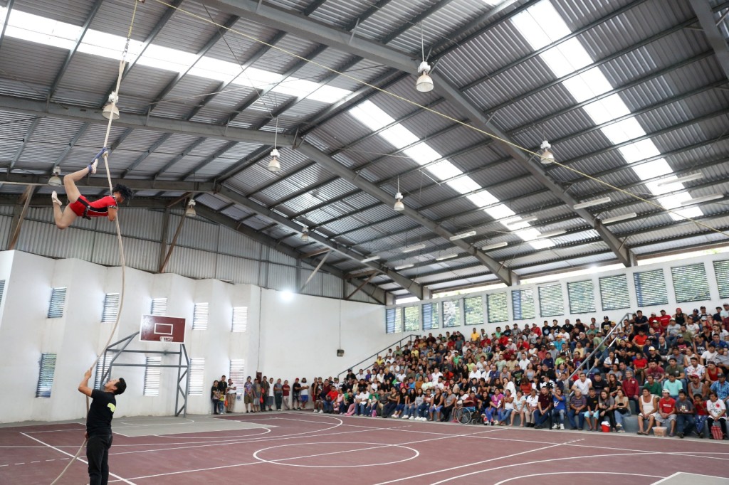 Llega la magia del circo al Cereso de Mérida