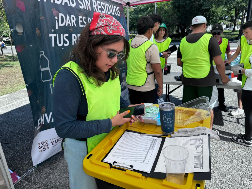 Trueque &ldquo;Navidad sin residuos&rdquo; re&uacute;ne 334.1 kg de reciclables y 294 electr&oacute;nicos