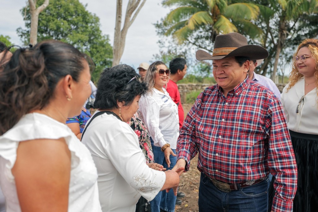 Fortalecen el campo de Dzilam Gonz&aacute;lez