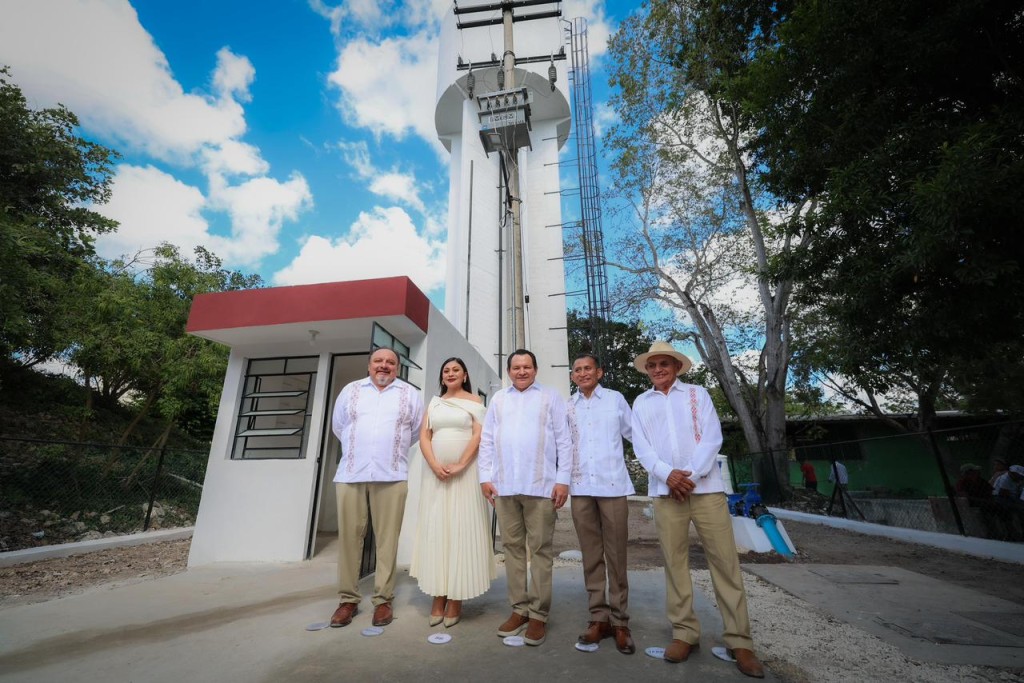 M&aacute;s de cuatro mil habitantes de Ixil se benefician con nueva infraestructura h&iacute;drica