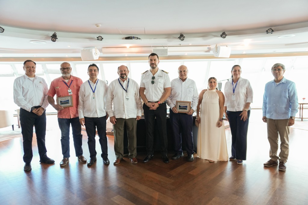 Fortalece Yucat&aacute;n su posicionamiento en la industria de cruceros con el primer arribo del Azamara Onward