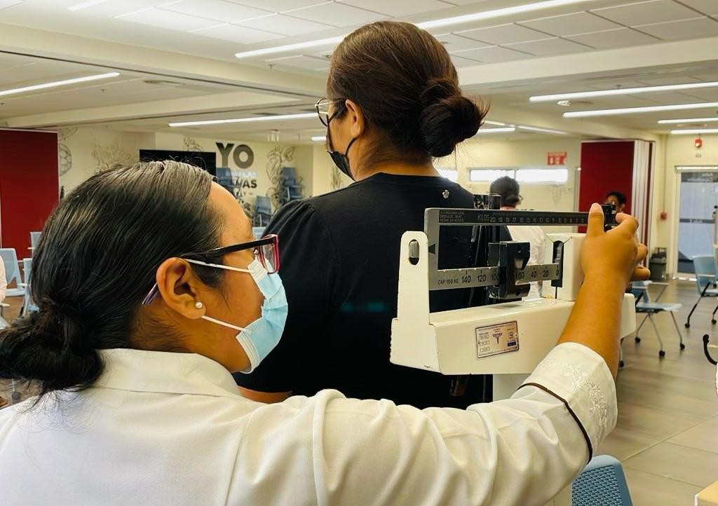 IMSS Yucatán alerta sobre riesgos de las dietas milagro y exhorta a cuidar la alimentación