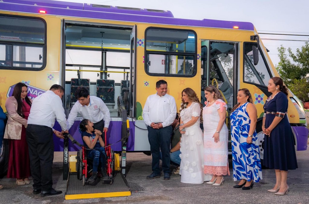 Yucat&aacute;n fortalece la atenci&oacute;n al autismo con la colocaci&oacute;n de la primera piedra de la Sala Azul en Valladolid