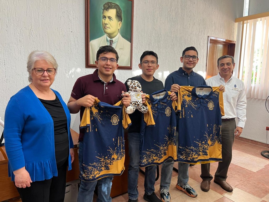 Realizar&aacute;n tres j&oacute;venes de Tizim&iacute;n pr&aacute;cticas profesionales en la India