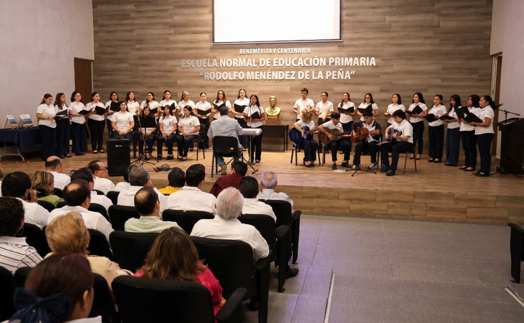 Celebra 144 a&ntilde;os de vocaci&oacute;n educativa Enepy &ldquo;Rodolfo Men&eacute;ndez de la Pe&ntilde;a&rdquo;