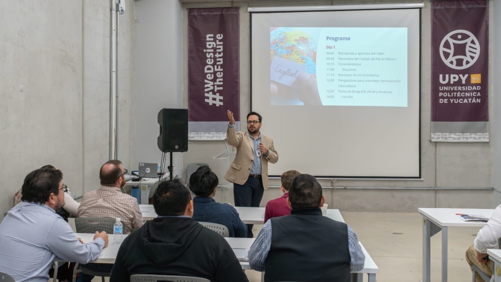 UPY integra especialistas de Peace Corps para promover inglés y competitividad internacional
