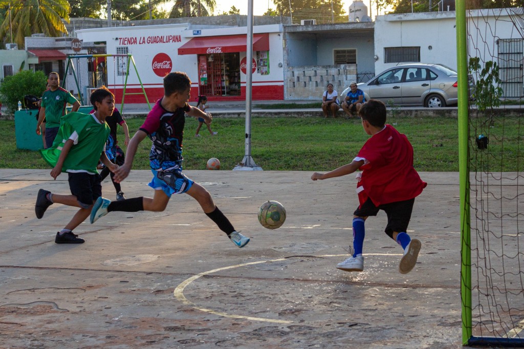 Realizar&aacute;n Torneo Rel&aacute;mpago Fut 7 por el D&iacute;a Escolar de la No Violencia y la Paz