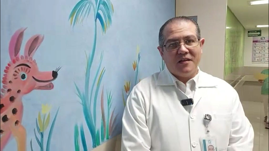 Joven de 17 a&ntilde;os logra vencer al c&aacute;ncer y toca campana de la victoria