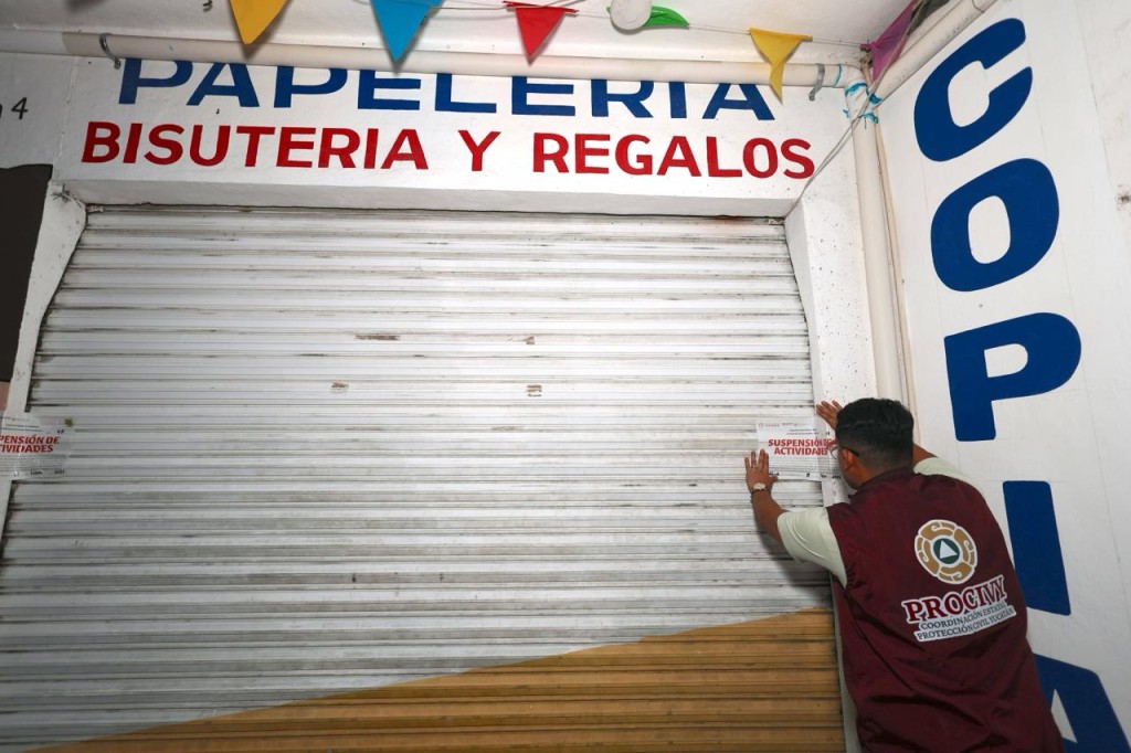Colocan sellos de suspensi&oacute;n por pirotecnia irregular en predio de Caucel