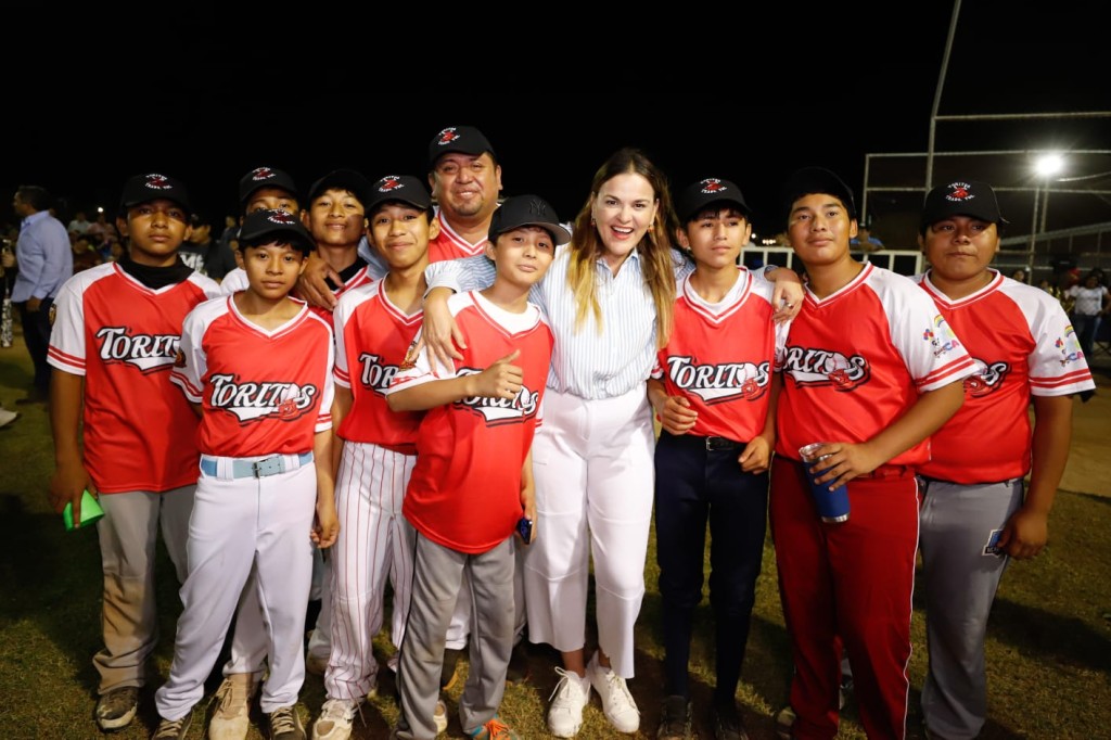 Inaugura Cecilia Patrón el 12° Torneo de la Liga Meridana Infantil y Juvenil de Béisbol