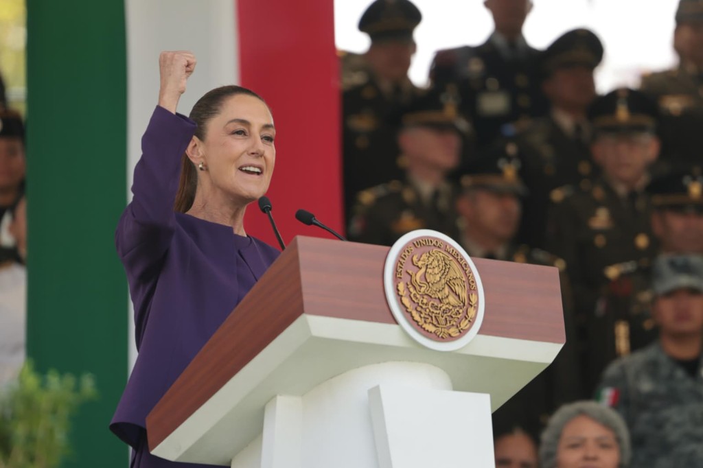 Claudia Sheinbaum conmemora 8M en homenaje a las mujeres de las fuerzas armadas