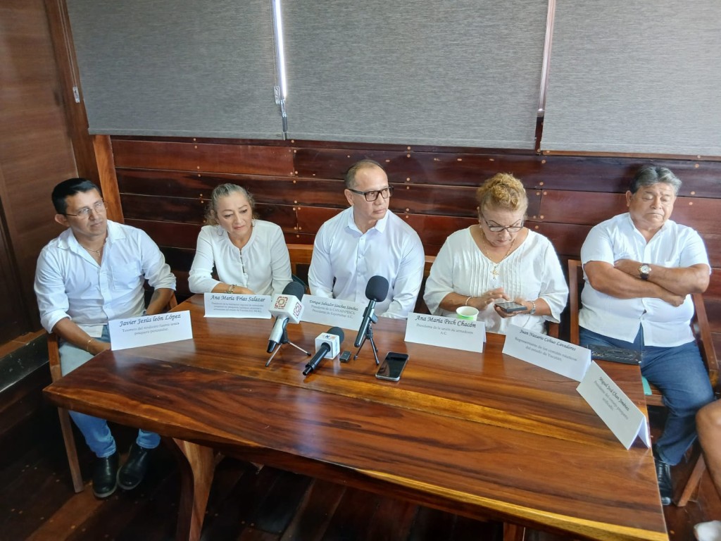 Advierte sector pesquero sobre embarcaciones de otros estados en aguas yucatecas