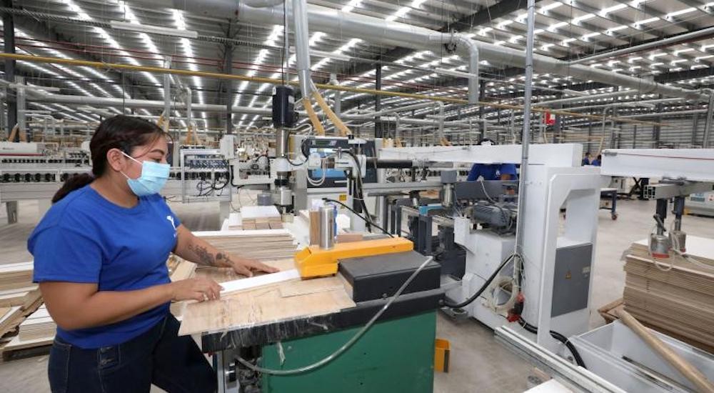 Va Yucatán tras inversiones que pueden sumar más de $100 mil millones