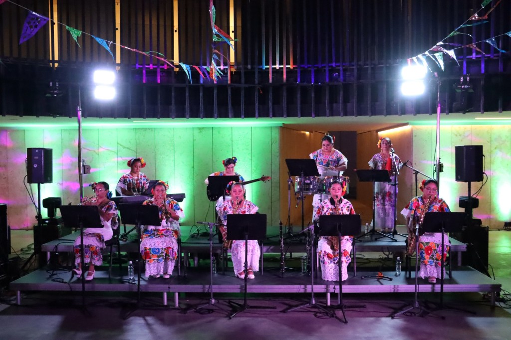 Reafirman respaldo al talento de las mujeres, en la jarana yucateca