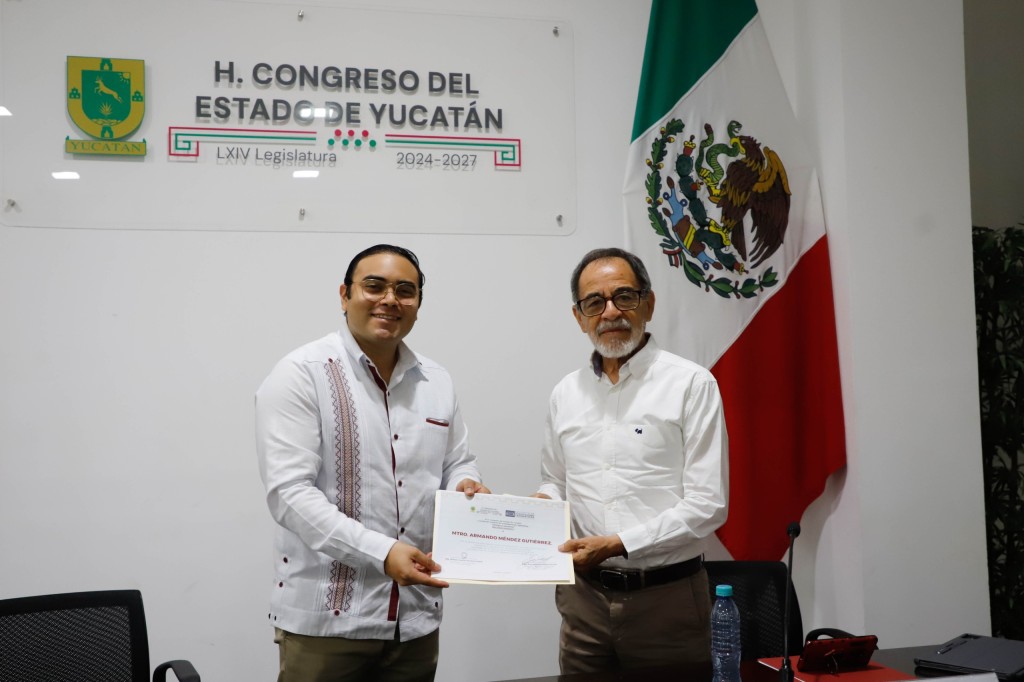 Presentan libro &ldquo;Ciencia de la legislaci&oacute;n en los Congresos Estatales&rdquo;