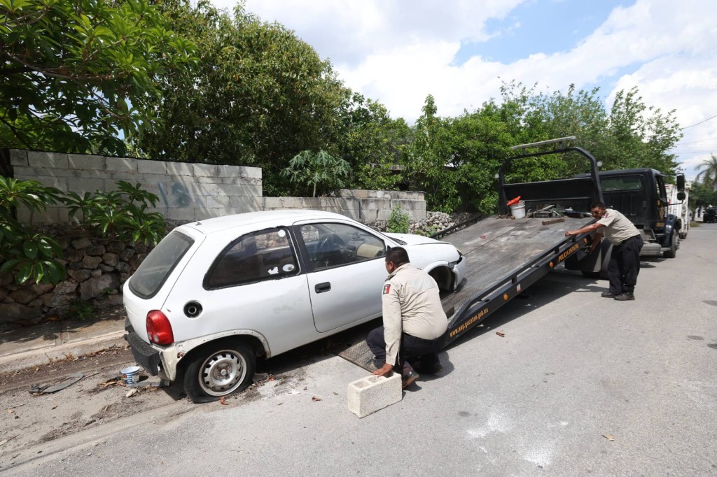 Ordena Cecilia Patr&oacute;n la v&iacute;a p&uacute;blica